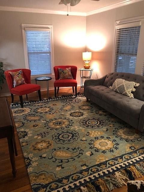 1st image of 1818 Clover Ln