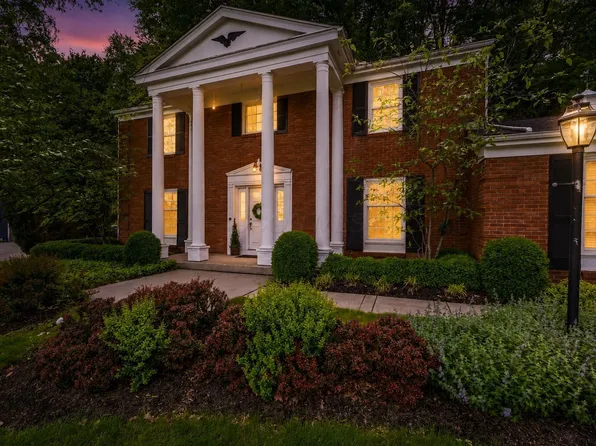 661 Swansea Rd, Newark, OH 43055