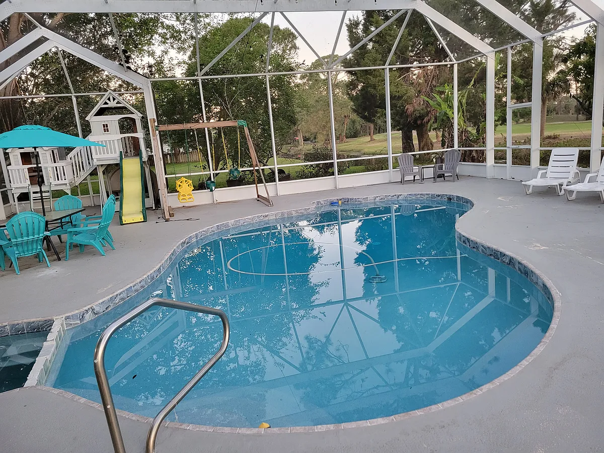 Building Photo - 932 Pelican Bay Dr