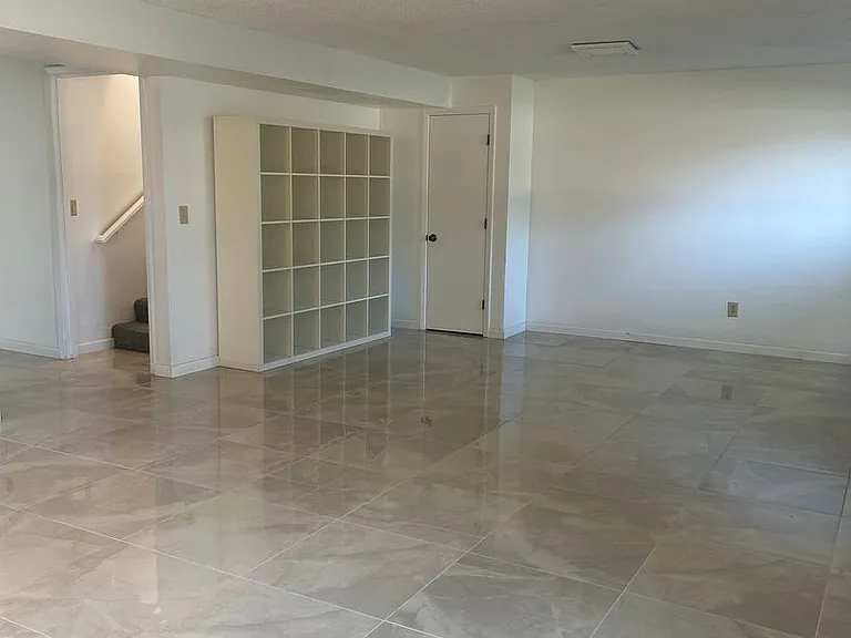 2774 Jessica Cir — Photo 28