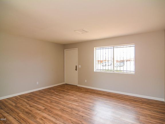 4th image of 1911 W Arroyo Vista Ct