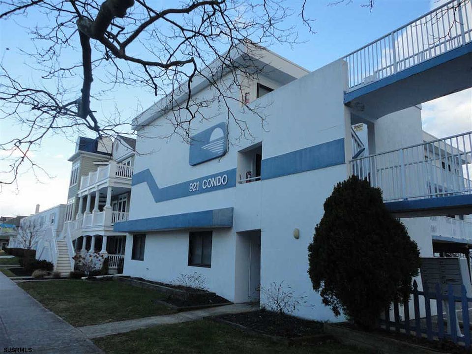 1st image of 921 Wesley Ave #6