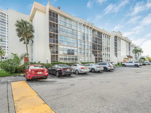 501 Three Islands Blvd, Hallandale, FL