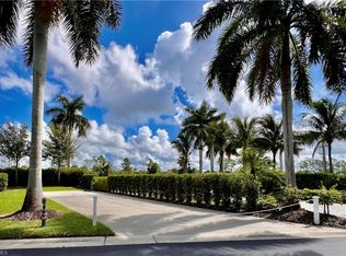 13611 Snook Cir, Naples, FL 34114