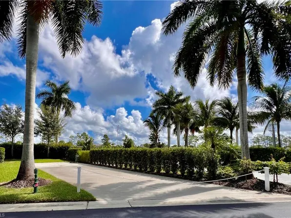 13611 Snook CIR, NAPLES, FL 34114