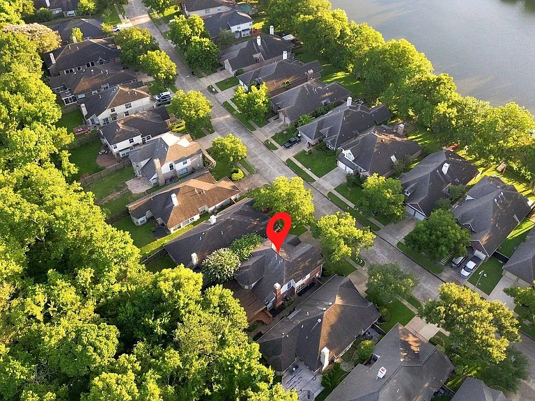 4307 Lakeshore Forest Dr — Photo 39