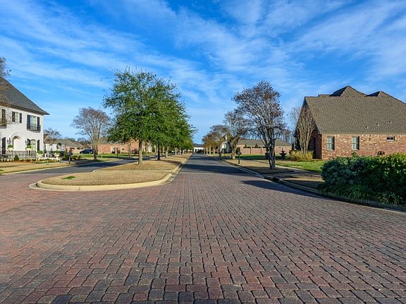 2nd image of 2308 Maison Orleans Blvd