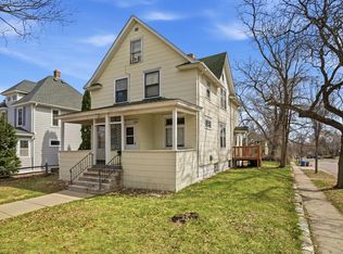 572 Ottawa Ave, Saint Paul, MN 55107