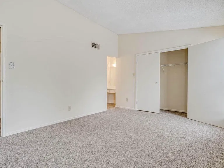 3100 Jeanetta St #1004 — Photo 4