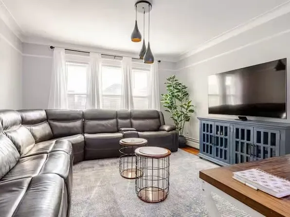 808 87th Street image 2 of 10