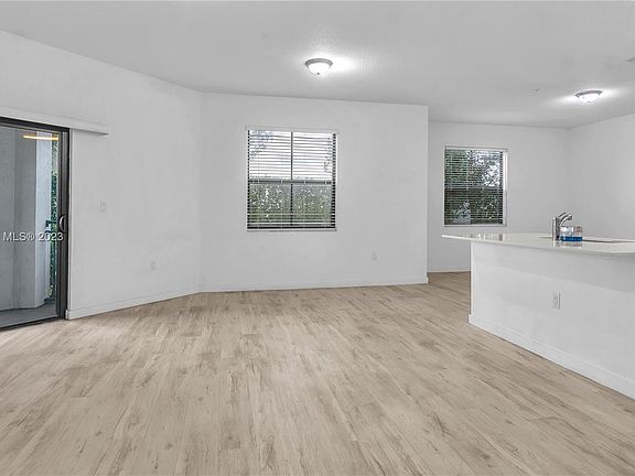 4th image of 15650 SW 136th St #106
