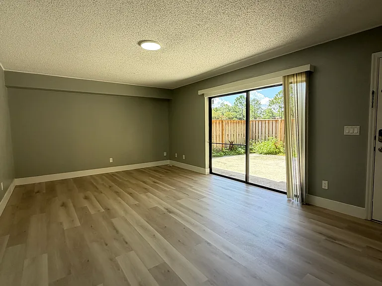 5321 Bamboo Ct #4 — Photo 12