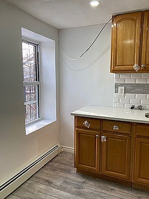 3rd image of 332 Putnam Ave APT 2