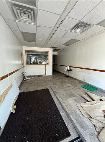 Studio, $4,200 — Photo 2