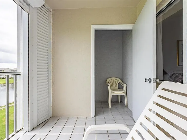 Large, furnished Lanai with storagre room for clubs, beach chairs