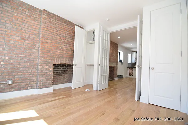 Rented by Safdie Realty Group | media 6