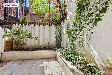 58 Perry Street, #GRW