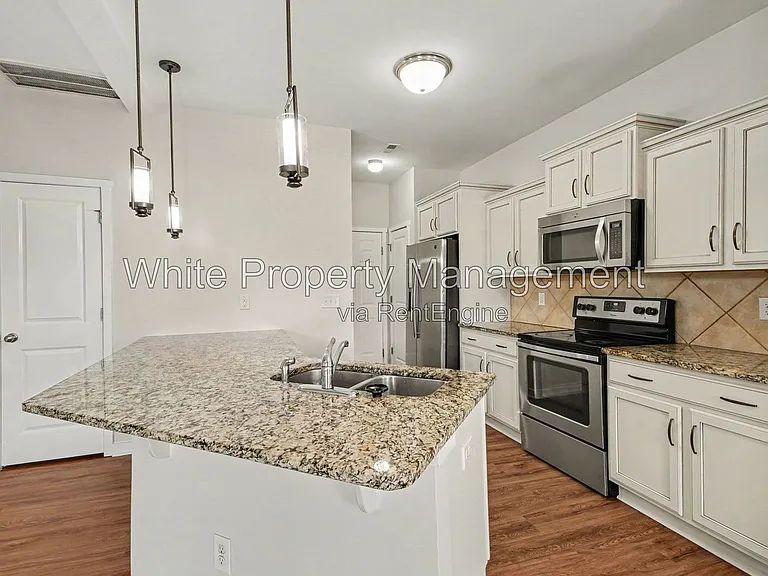2720 Bramble Ridge Ct — Photo 8