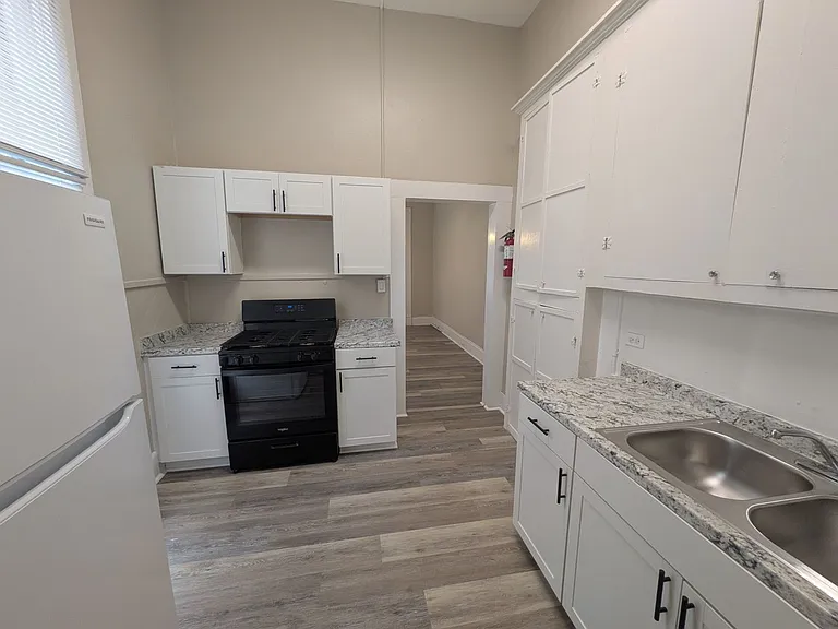 822 E Carson St #5 — Photo 11