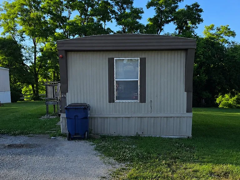 20 Rosemary Ln — Photo 1