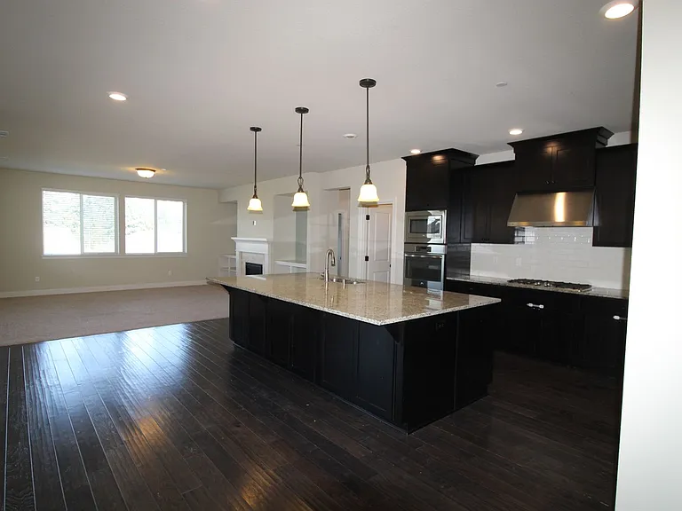 2317 NW 41st Ave — Photo 5