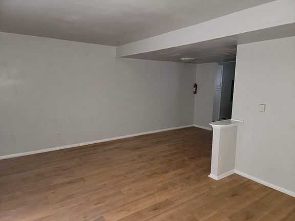 5th image of 2112 Hebron Ave #2112