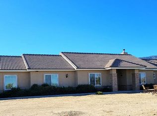 10498 Mountain Rd, Pinon Hills, CA 92372