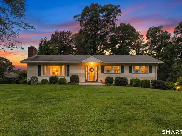 19 Starlight Drive, Norwalk, CT 06851