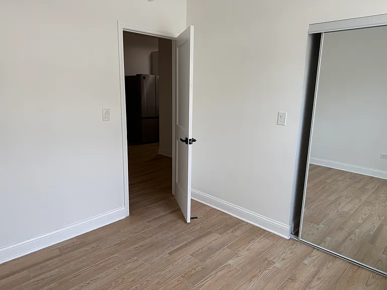 222 N Genesee St #205 — Photo 10