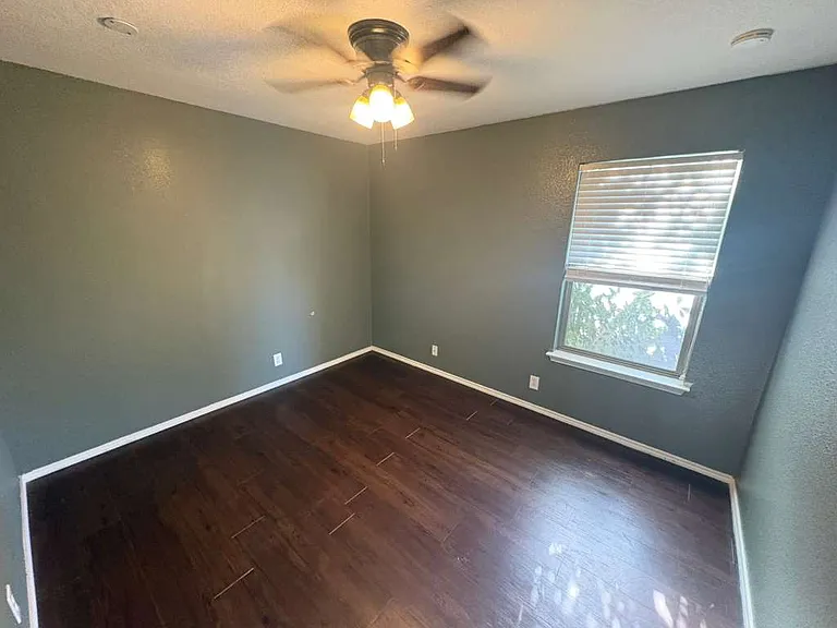 307 Cordero Dr — Photo 4