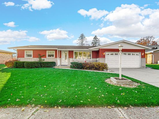 2894 Sunset St, Portage, IN 46368
