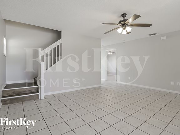 3rd image of 609 Greys Ferry Rd