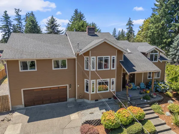 2006 Tacoma Point Dr E, Lake Tapps, WA 98391