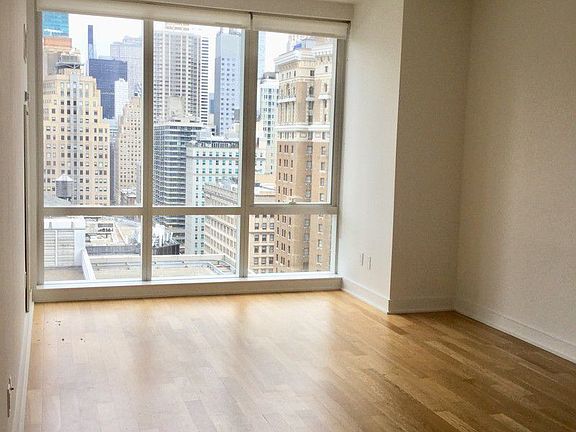 5th image of 885 6th Ave APT 23F