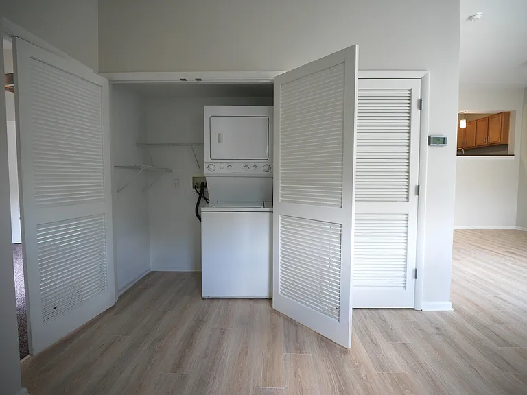 2745 Grinstead Dr #110 — Photo 10