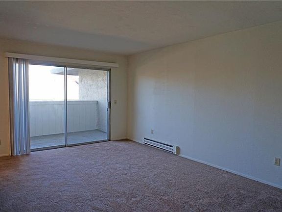 4th image of 7100 Rainbow Dr APT 31