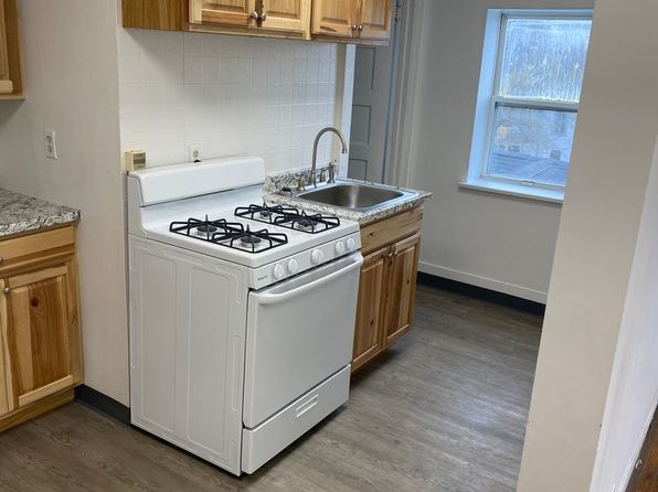 448 Hawley Ave APT 5