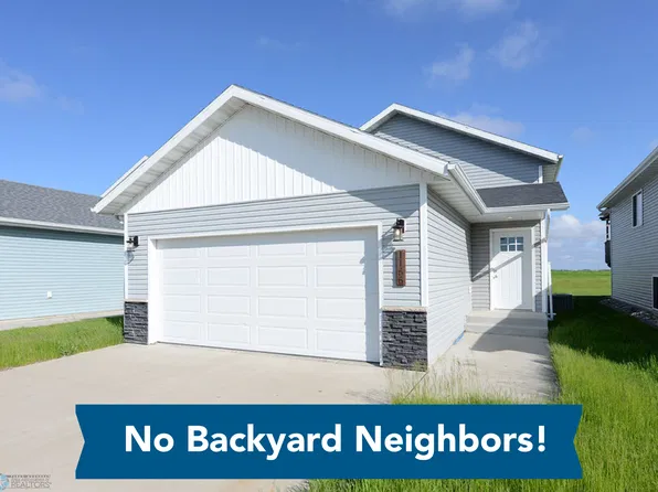 1166 Highland Ln W, West Fargo, ND 58078