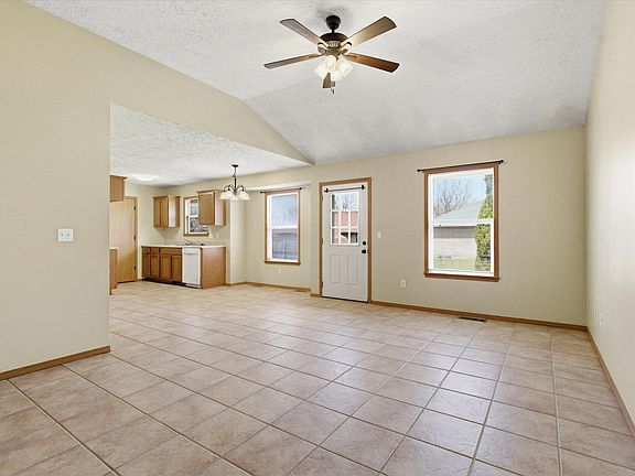 4th image of 3215 W Bergman Street