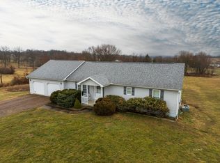 1076 Highland Dr, Albany, OH 45710