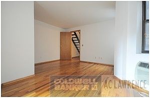 2nd image of 25 7th Ave
