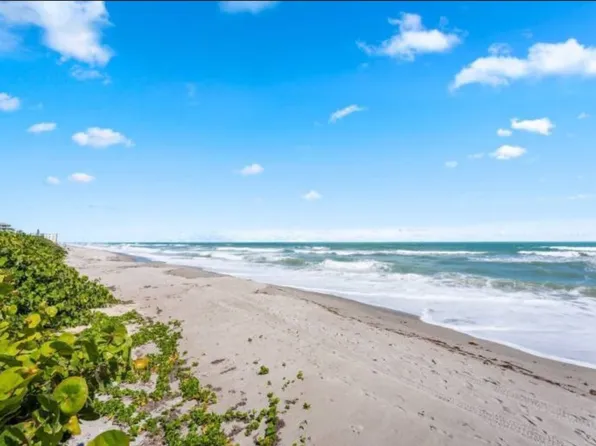 100 Coral Way E APT 5, Indialantic, FL 32903