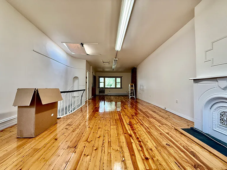 412A 17th St #2 — Photo 5