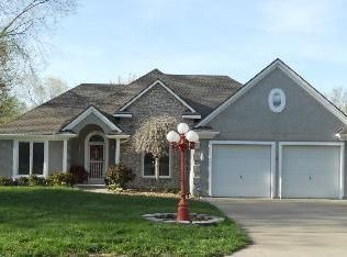 17004 E 36th St, Independence, MO 64055