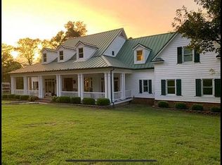 1983 Highway 56, Calico Rock, AR 72519