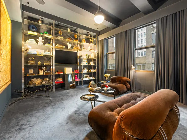 34 West 17th Street image 8 of 16