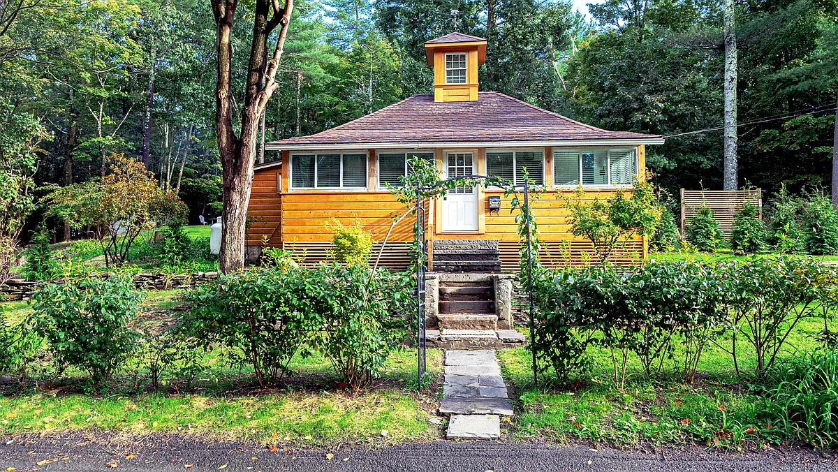 Building Photo - 29 Van Dale Rd