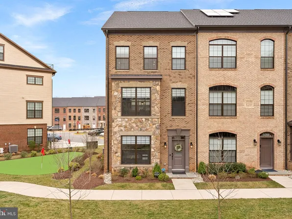 4422 Fair Lakes Ct, Fairfax, VA 22033