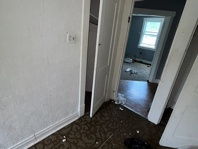 5230 Thrush Ave — Photo 33