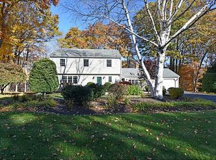 1280 High Hawk Rd, East Greenwich, RI 02818